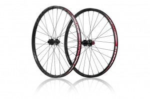 SIXPACK - Wheelset Disc Skywalker DH 20/150 Black