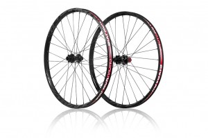 SIXPACK - Wheelset Disc Skywalker DH 20/150 Black