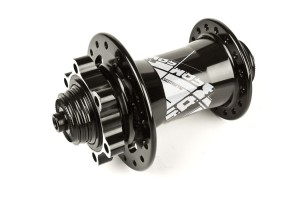 SIXPACK - Hub S.A.M. FR/AM Front Thru-Axle 20mm 32H (199g) Black